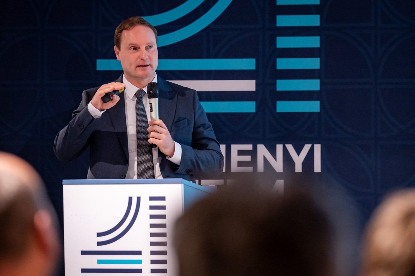 elhetoseg_konf (5).jpg